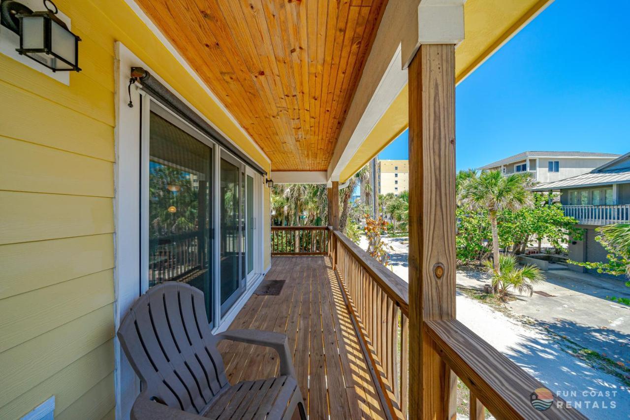 Dog Friendly Loft Steps From Beach With Gas Barbecue Grill And Upstairs Deck! New Smyrna Beach Zewnętrze zdjęcie