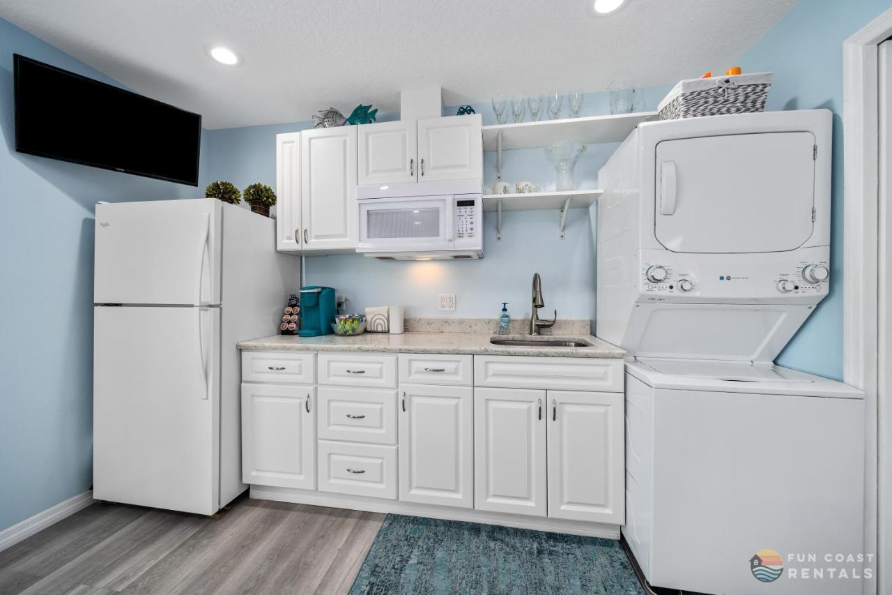 Dog Friendly Loft Steps From Beach With Gas Barbecue Grill And Upstairs Deck! New Smyrna Beach Zewnętrze zdjęcie