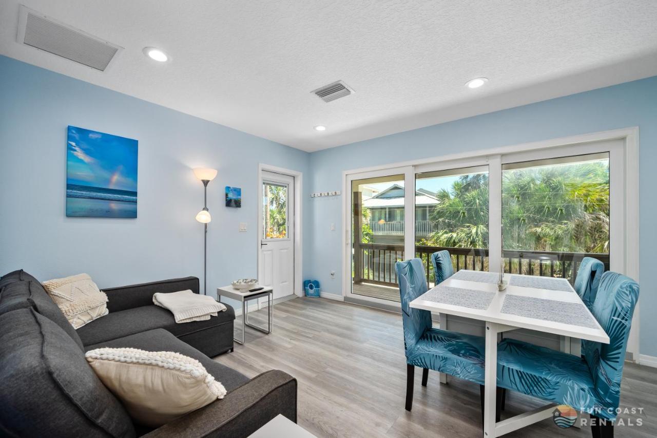 Dog Friendly Loft Steps From Beach With Gas Barbecue Grill And Upstairs Deck! New Smyrna Beach Zewnętrze zdjęcie