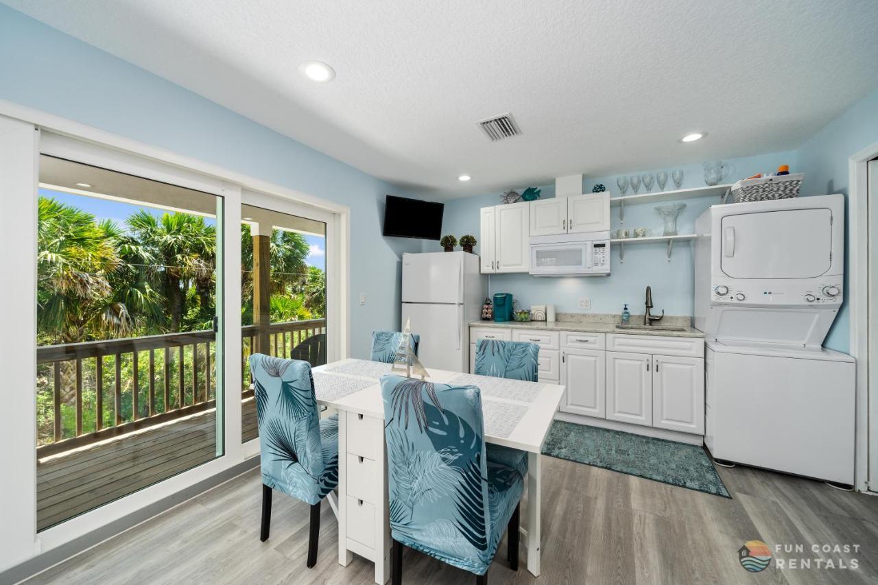 Dog Friendly Loft Steps From Beach With Gas Barbecue Grill And Upstairs Deck! New Smyrna Beach Zewnętrze zdjęcie